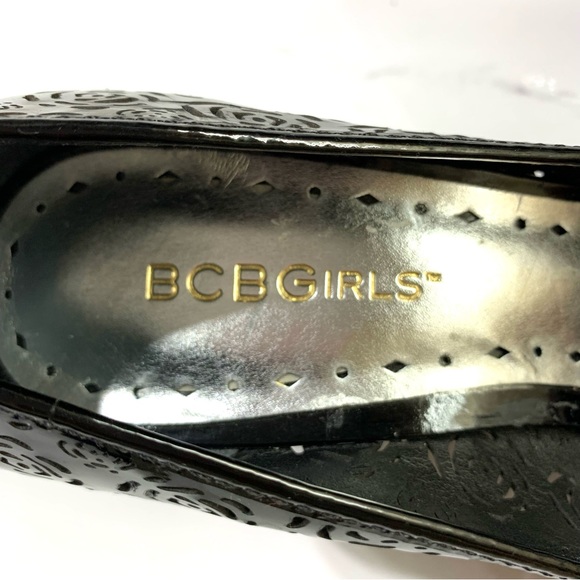 BCBGirls Black Patent Cut Out Peep Toe Heels Size 8 - Picture 6 of 11